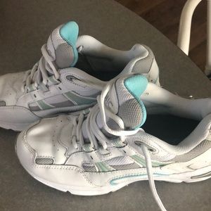 Vionic Walking Shoes